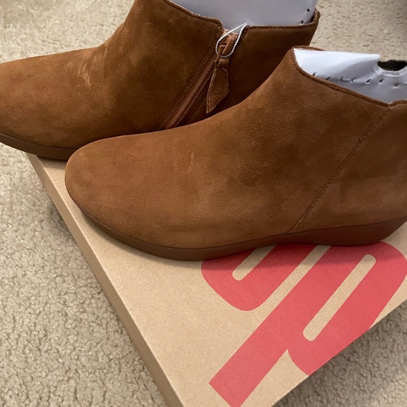 Fitflop SUMI Suede Ankle Booties - Picture 2 of 5